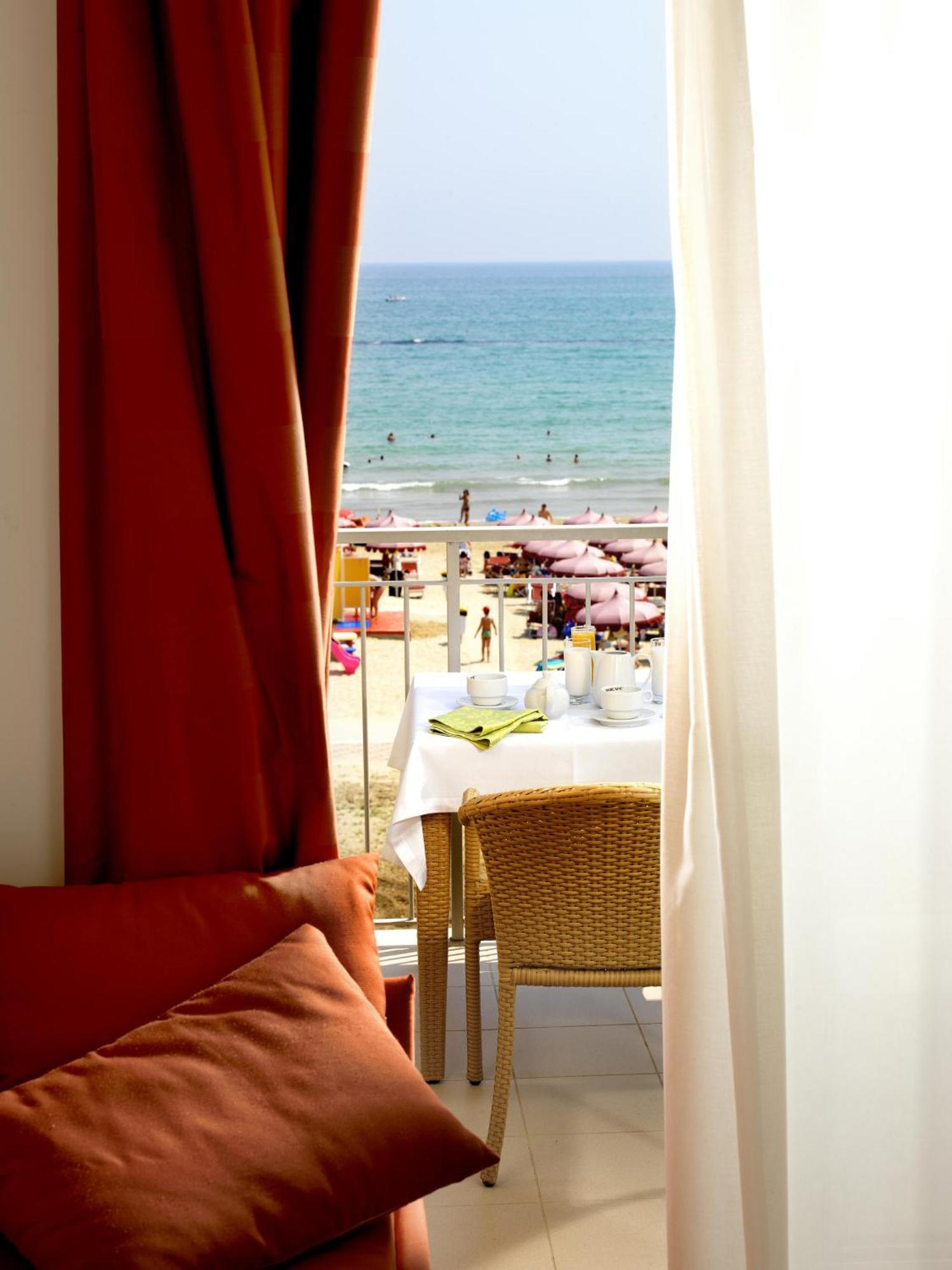 Aparthotel Casa Del Mar
